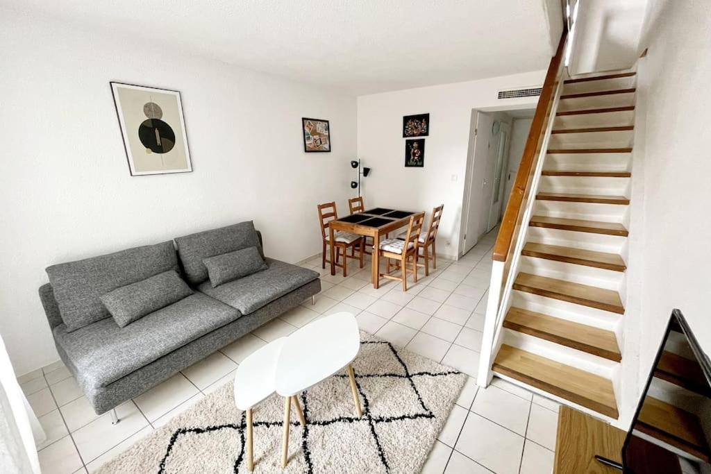 Duplex Moderne Proche De Toutes Commodites Bordeaux Kültér fotó